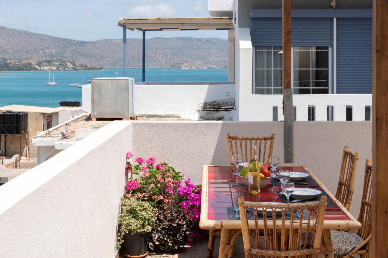 E.Berdufi Apartament Sea View Элунда Экстерьер фото
